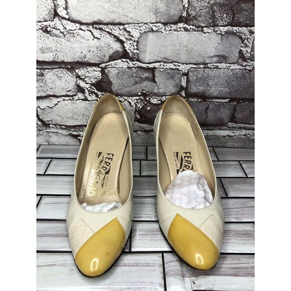 Salvatore Ferragamo Ivory Leather Snake Yellow Patent Dress Heels Women Sz 5B US - Picture 2 of 16